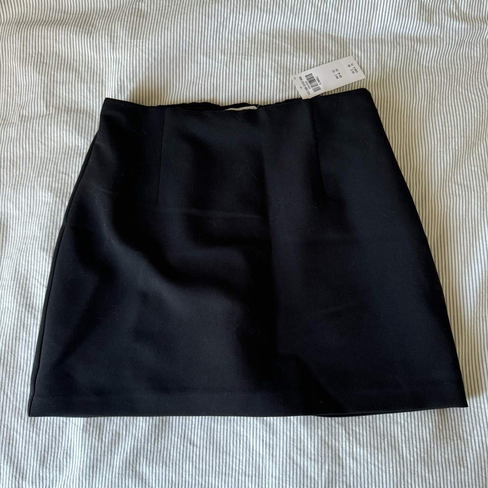 a&f scarlett mini skort